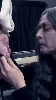 Oma en Lurch in Addams parodie