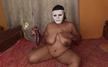 Sexy Indian Babe Masterbating Herself with a Brinjal and Cuming.