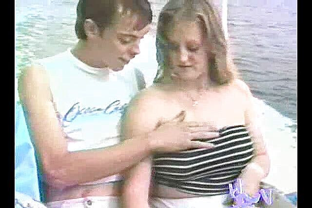 Homegrown Vintage: Играю в любительском видео перед групповым развлечением