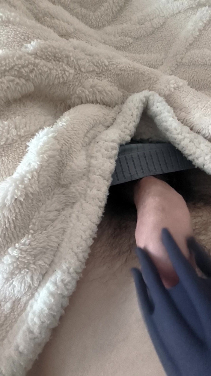 webcamboy98: Orgasmo con vibrador de cabeza de polla