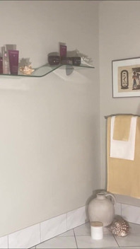 Enema di kamar mandi hotel suite 2