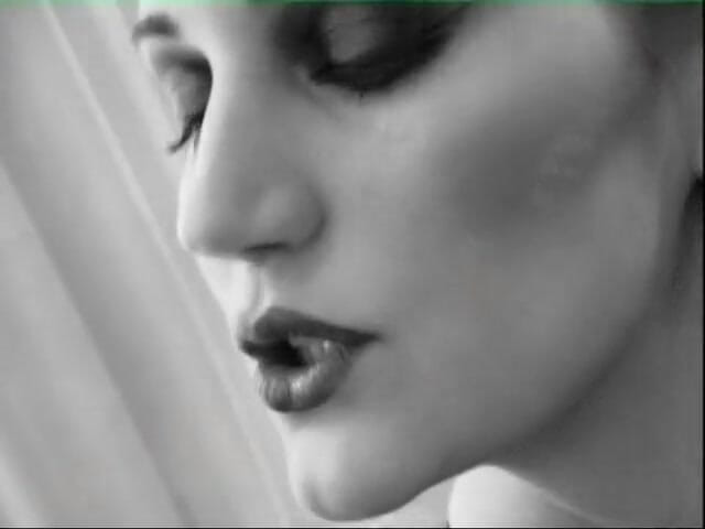 Xtime Network: Orgia con il ragazzo che indossa una maschera per i...