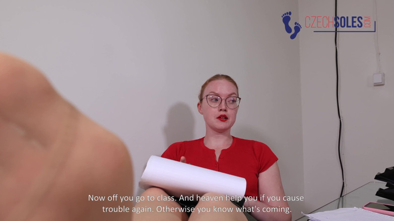 Czech Soles - foot fetish content: Din lärares svettiga strumpbyxor
