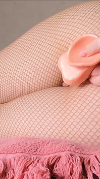 女孩的肛门抚摸，配上多汁的屁股视频合集
