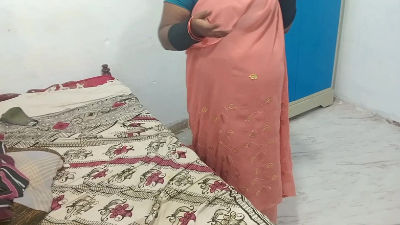 Veni: Stepmom Dress Change While Watching Her Step Son Has Boobs...