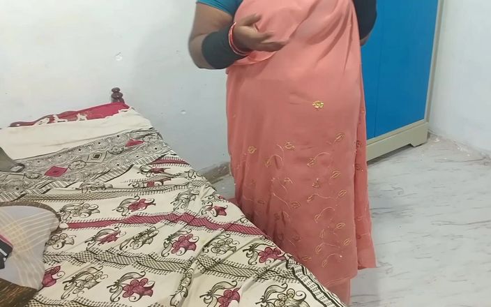 Veni: सौतेली मम्मी अपने सौतेले बेटे को स्तनों का दूध लेते हुए देख रही है