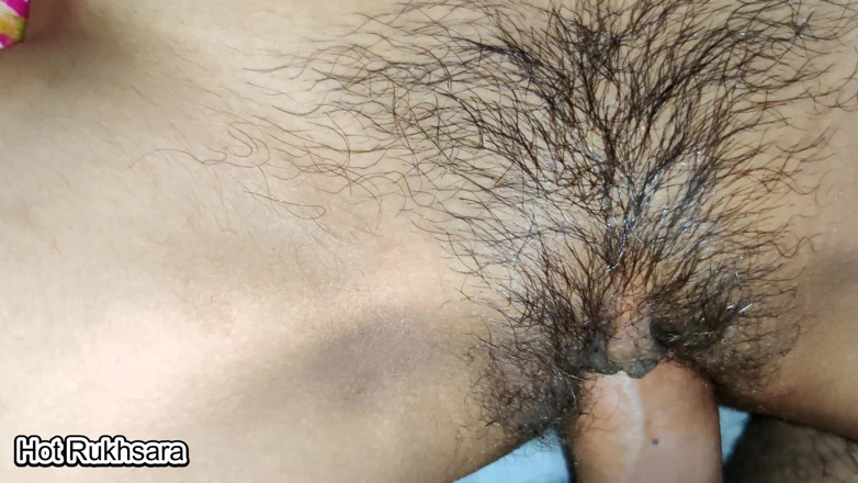 hot_rukhsara: Indiancă desi bhabhi excitată și-a invitat șeful la petrecere și a făcut hardsex...