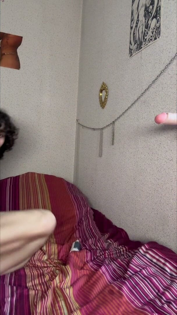 Avril Bloom: The Young Trans Dildos Herself Until She Makes Herself Cum