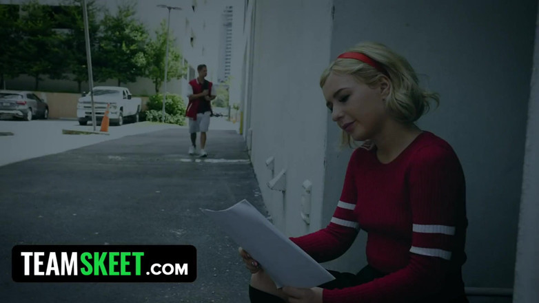 Team Skeet: Beautiful blonde teenage witch puts a spell on her bf...