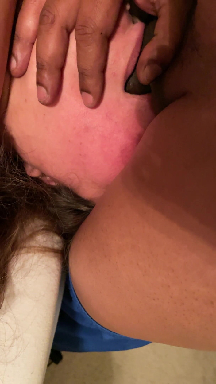 Namora Minx: Asian BBW gagging on big Latin dick