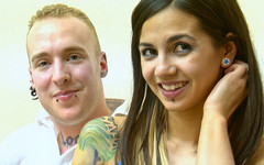 Real couples: Holly D and Loco ve společnosti Skutečné páry