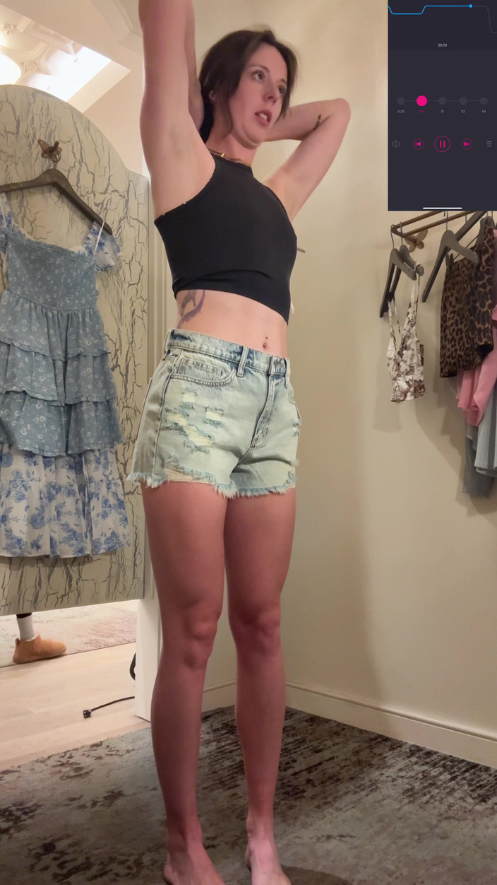 Nadia Foxx: Acabando duro en el vestuario !!