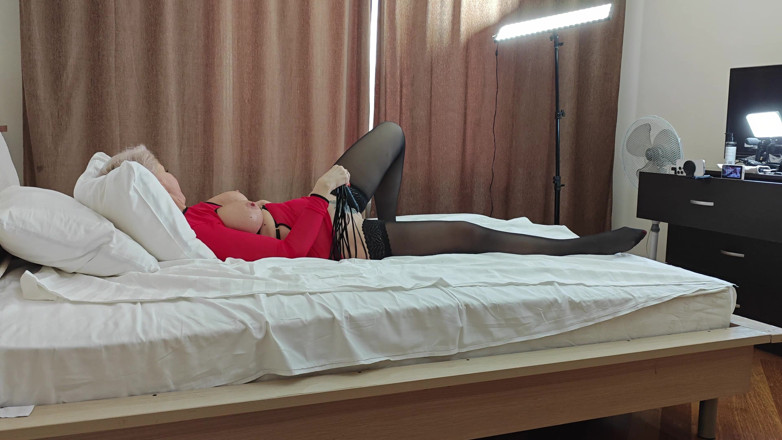 Heatwave Porn: Сива дружина матурре з татуюваннями піддається пристрасті в ліжку