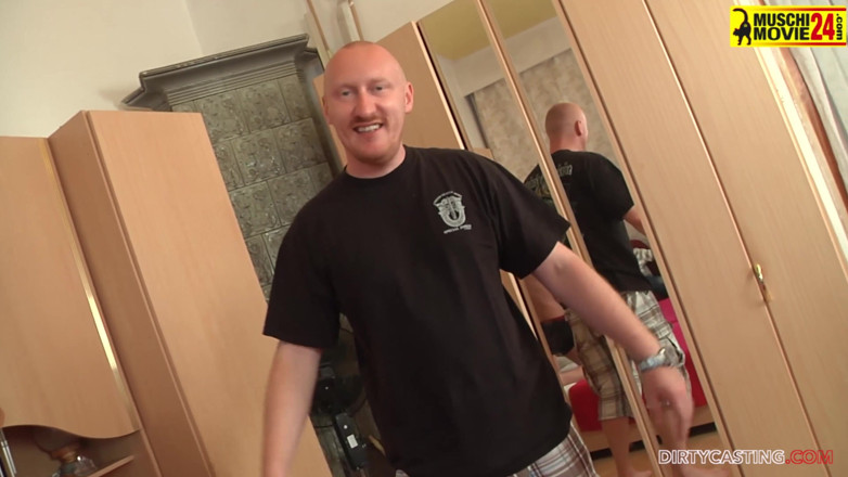 Czech Pornzone: Sexy blondine bekommt harten schwanz, während ihr freund zuschaut