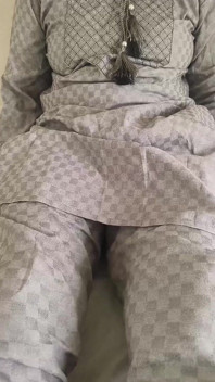 Manžel ošukal svou manželku v romantické náladě a užil si její kundičku. Indická desi vesnice hindské virální sex video