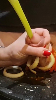 CBT. Pulă extremă și chin uretral în bucătărie! Gătind pula 2. Episodul 2/3. Plin.