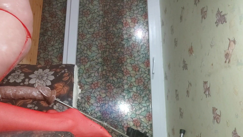 Putarankahotmilf: Nevlastní otec mě donutil darovat část 1