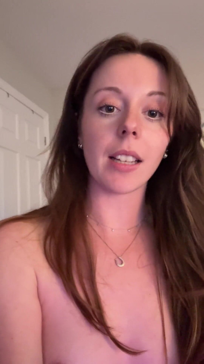 Nadia Foxx: When Facetiming You at Work Gets Steamy | JOI