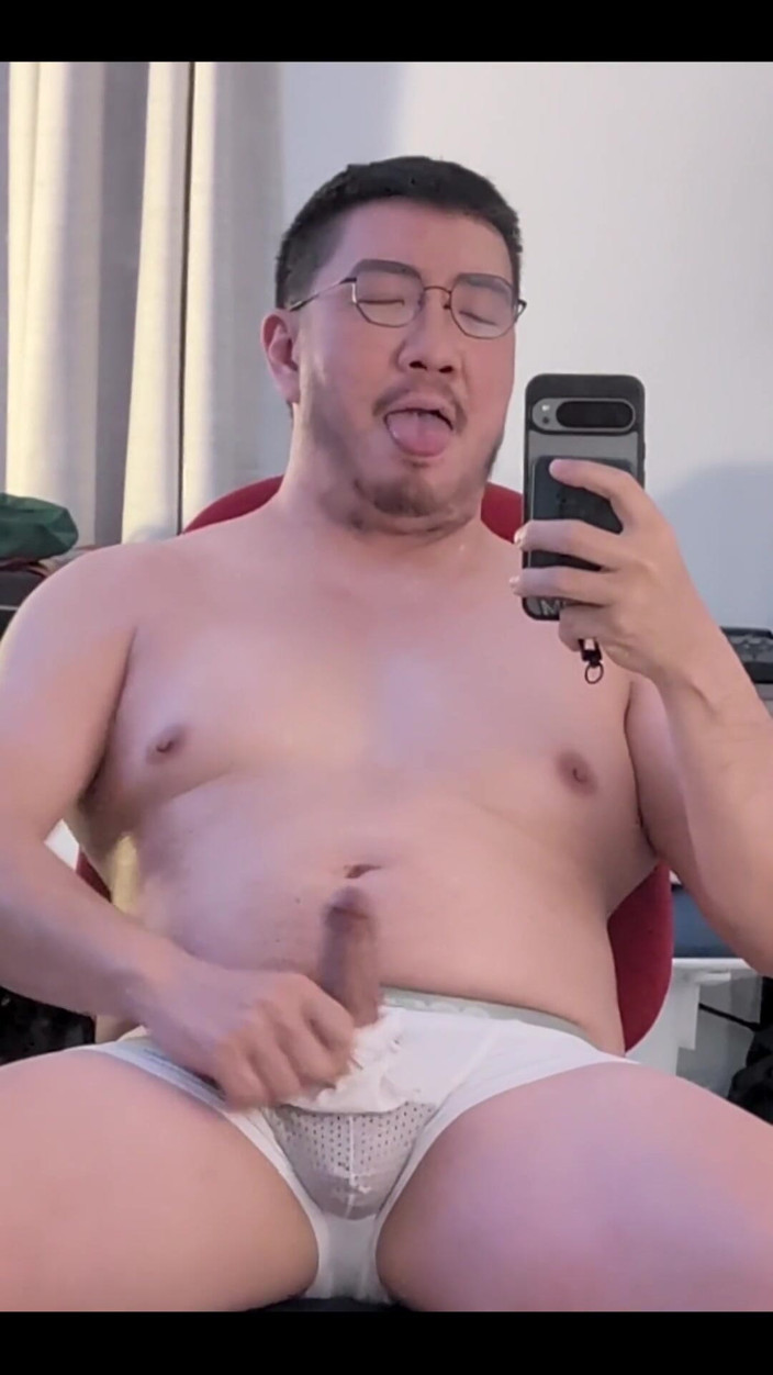 CapyPandaX: Masturbatiion