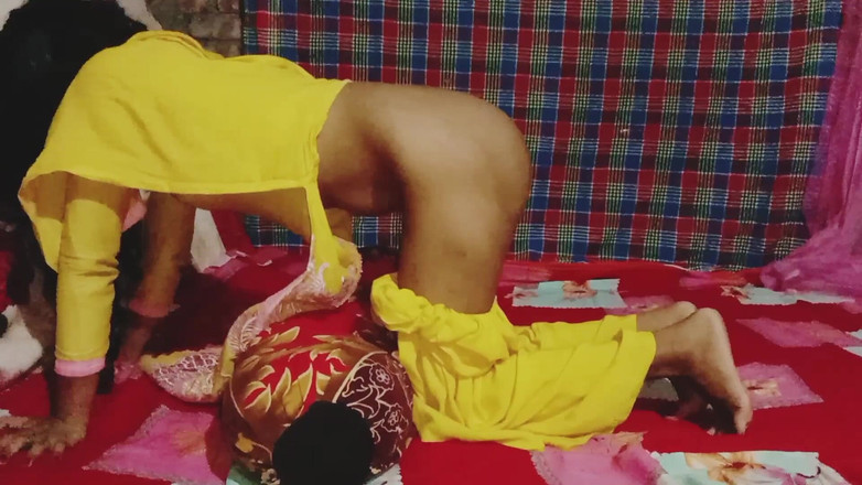 Deshi women: Pelajar Kolej Miang Bangladesh Tasneem dikongkek oleh teman lelaki