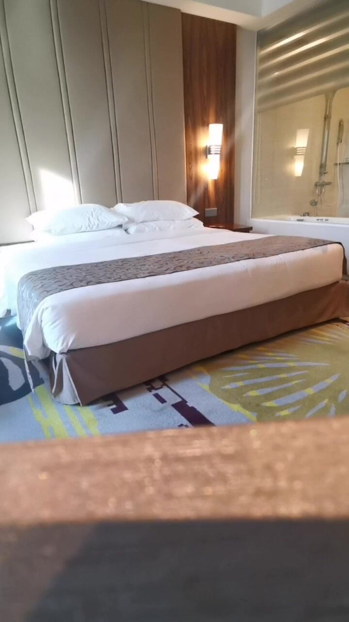 Goldwife69xxx: Soț și soție