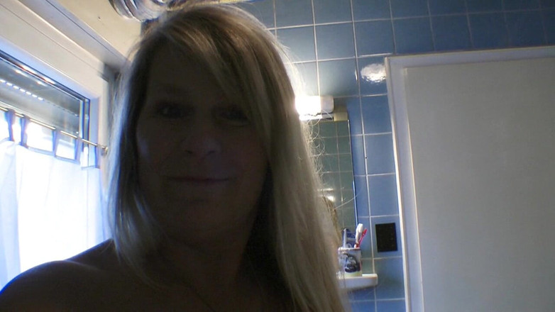 SweetSusi: Eu só te levo ao banheiro