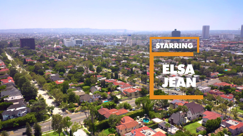 IntimatePOV: VEDERE LA PERSOANA 1 - Elsa Jean vrea să fie doamna în Yoru...