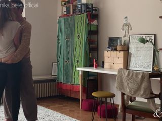 Max and Annika: Divertido homeparty - bailando tetas y chupando labios - cuerpo perfecto de...