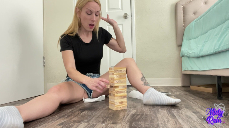 Themistyrein: Während episode 3 niesen