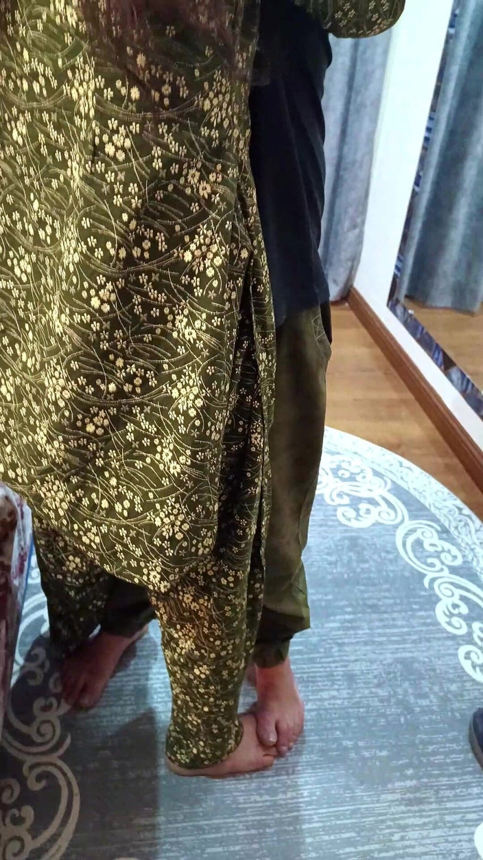 Pathani 420: Chacha qasim chudai ile yaramaz naheed khala alizey anne yatakta...