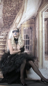 Lena Love - 412 - Photoshoot Backstage