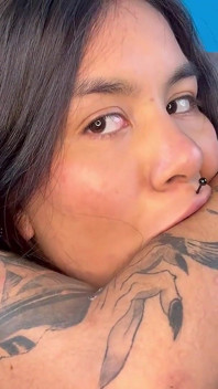 Limpe meu braço com sua língua