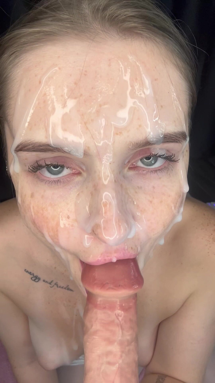 Lovelly_molly: 我满身都是吮吸和玩弄你的