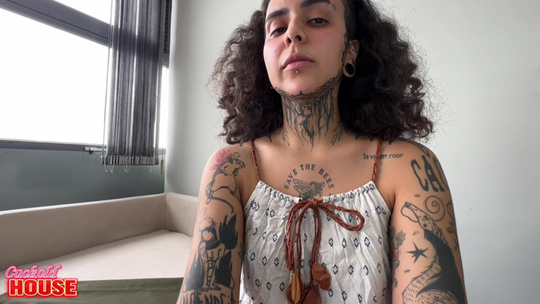 CuckoldHouse: Esta Mujer Casada Muy Traviesa, Que No Se Afeita Nada,...
