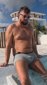 Pee Desperation in the Hot Tub