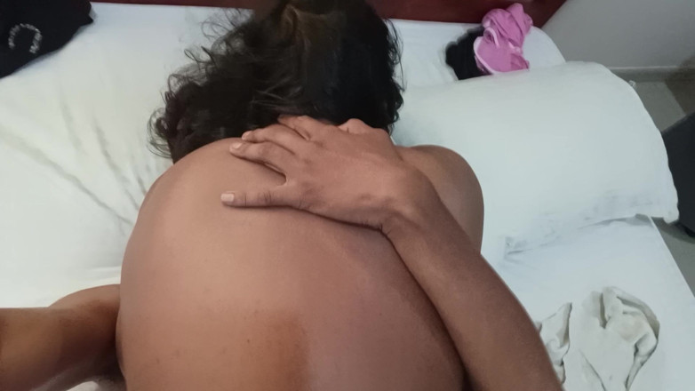 Kaira sweetie: Siyah sutyen elbiseli güzel bir köylü kadın sevgilisiyle seks yapıyor