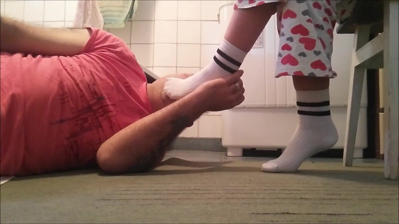 Goddess Lina: Goddess Lina - Socks worship. Vol 19