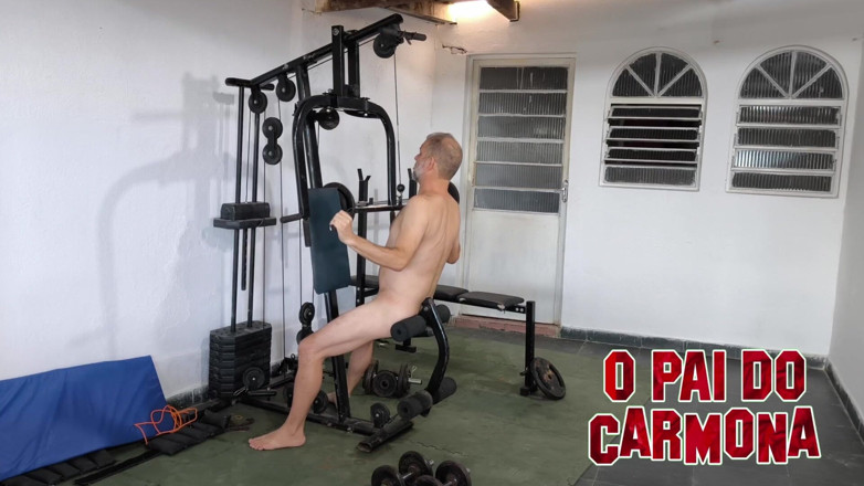 Carmona's father: Trening nago i Carmona zobaczył
