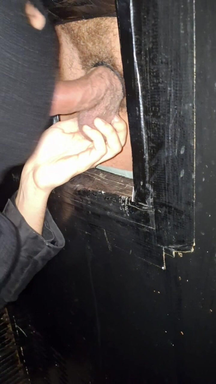FerLuci: Gloryhole Com Tesão