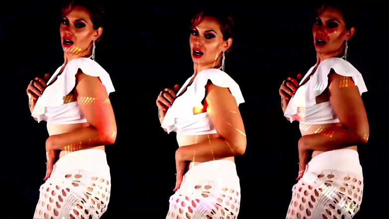 Goddess Misha Goldy: Mesmerizing erotic HFO! Reach orgasm without jerking off!