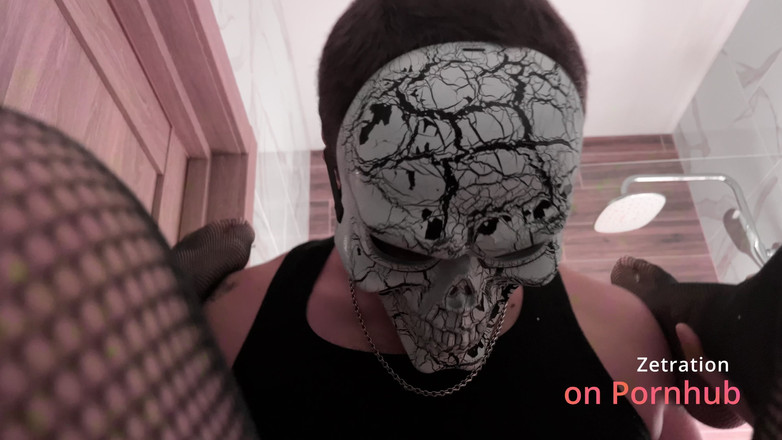 Zetration: Ogromny kutas demona pożera ją