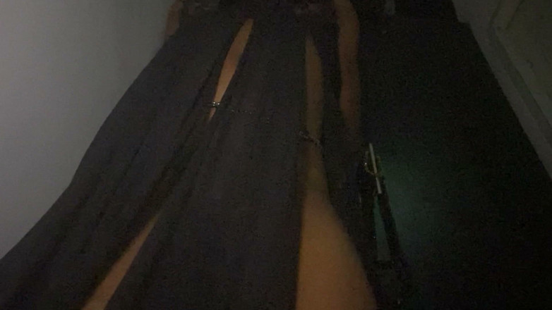 Browngurl234: Sexy ebenová holka sedí na obličeji Sexy Tanec Tlustá kundička...