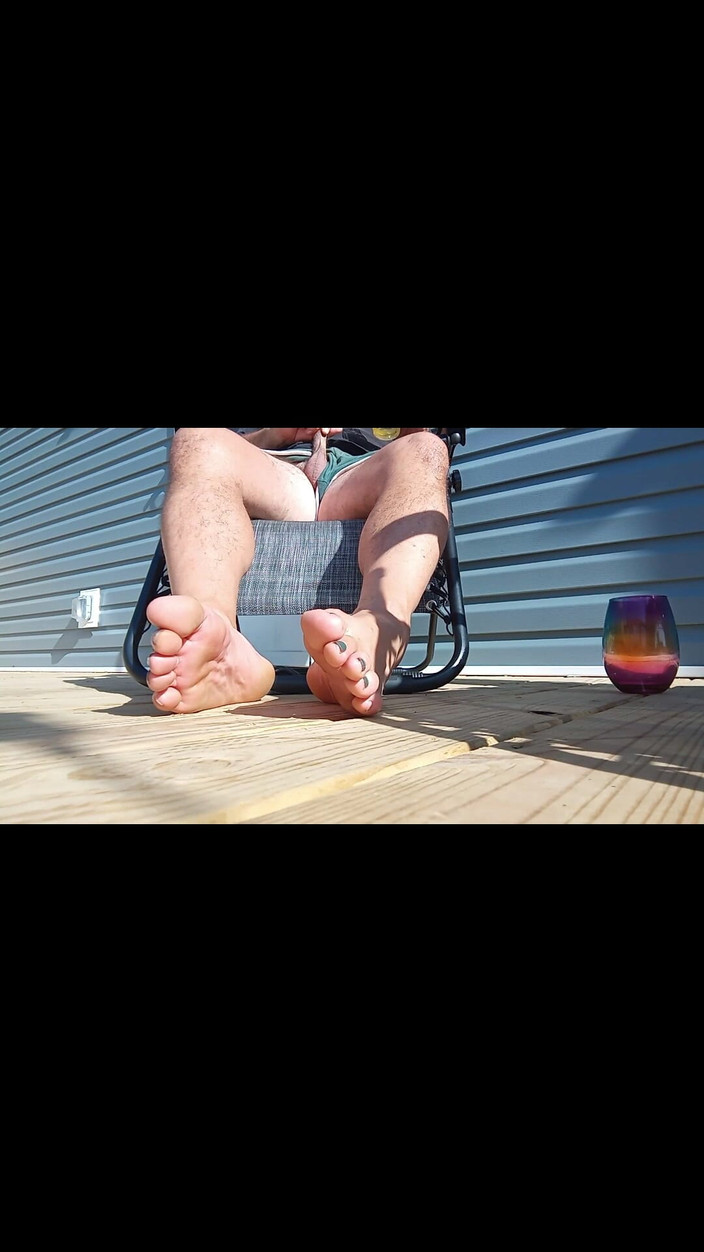 Midsouth Foot Fetish: सिर्फ मेरे पैर और लंड का एक और वीडियो।