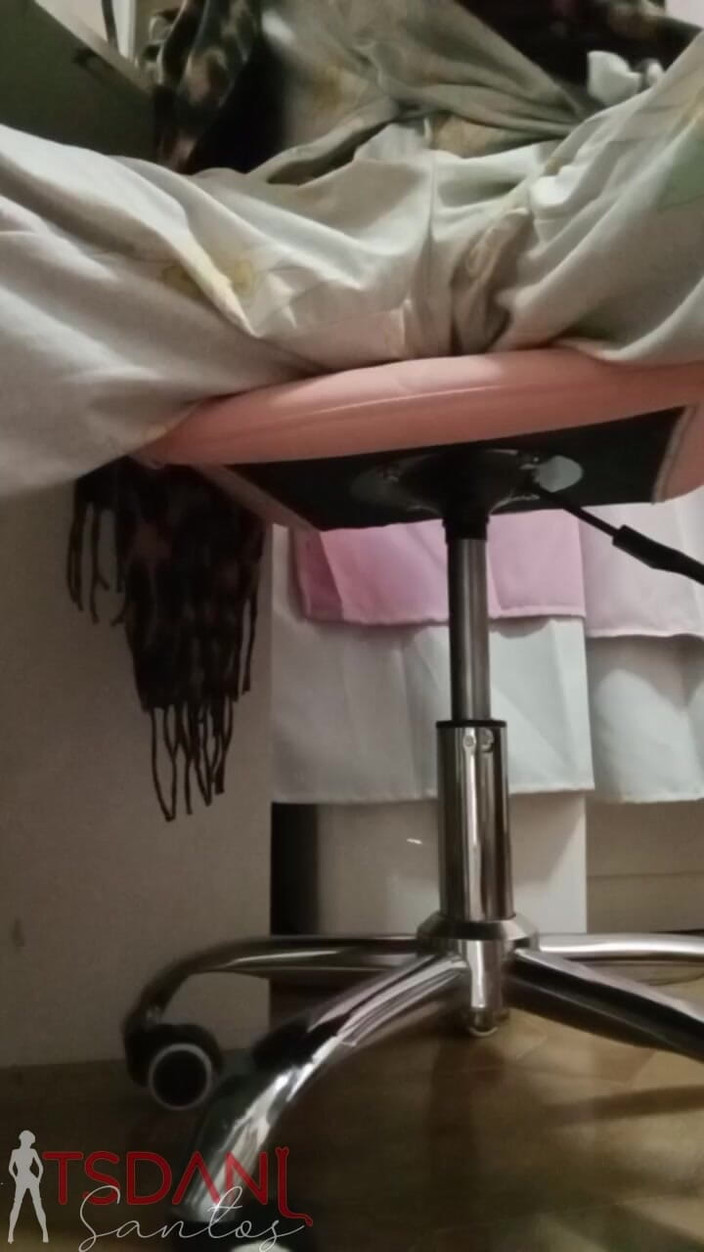 Tsdanisantos1: Её фетиш на супер горячие ноги