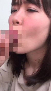 Ragazze amatoriali abile a succhiare il cazzo: solo ascoltando il suono della loro bocca 1