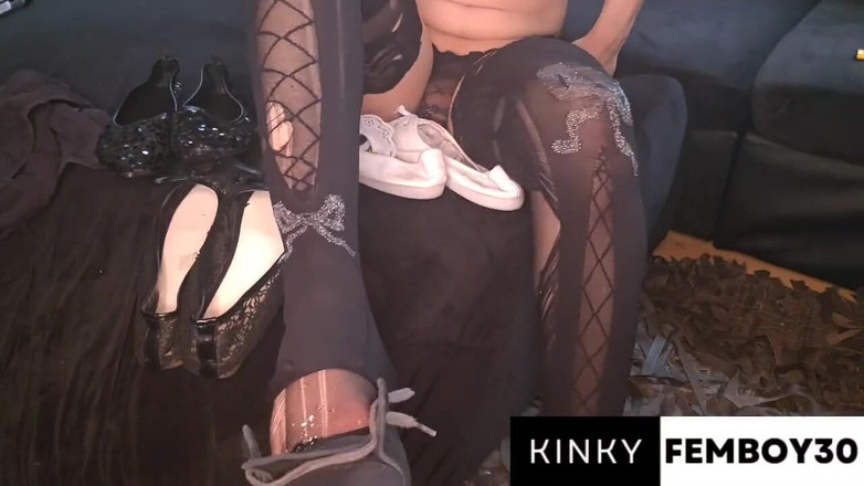 Daddy Femboy: Сексуальное соло в чулках