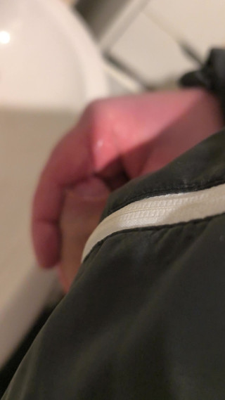 Uglydick: भंडारण कक्ष में बदसूरत Wixx