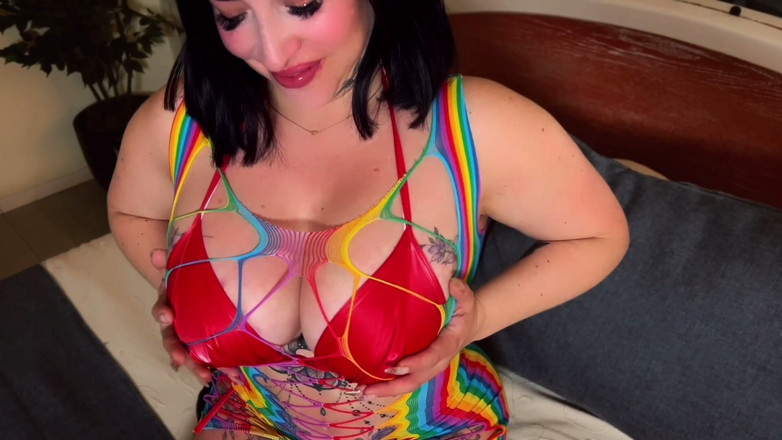 Kate jenn: Цицькаста дружина розмовляє гаряче