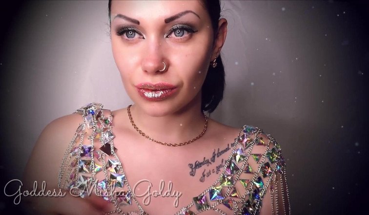 Goddess Misha Goldy: Non puoi dire di no alle mie labbra piene lucide...