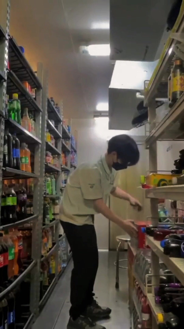 Louswee: Rahat alışveriş, yaramaz düşünceler